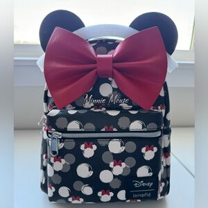 Lounged Minnie Mouse backpack